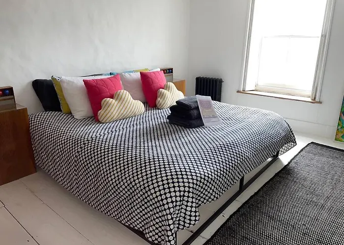 Turner Cottage - 3 Bed With A View Of The Harbour