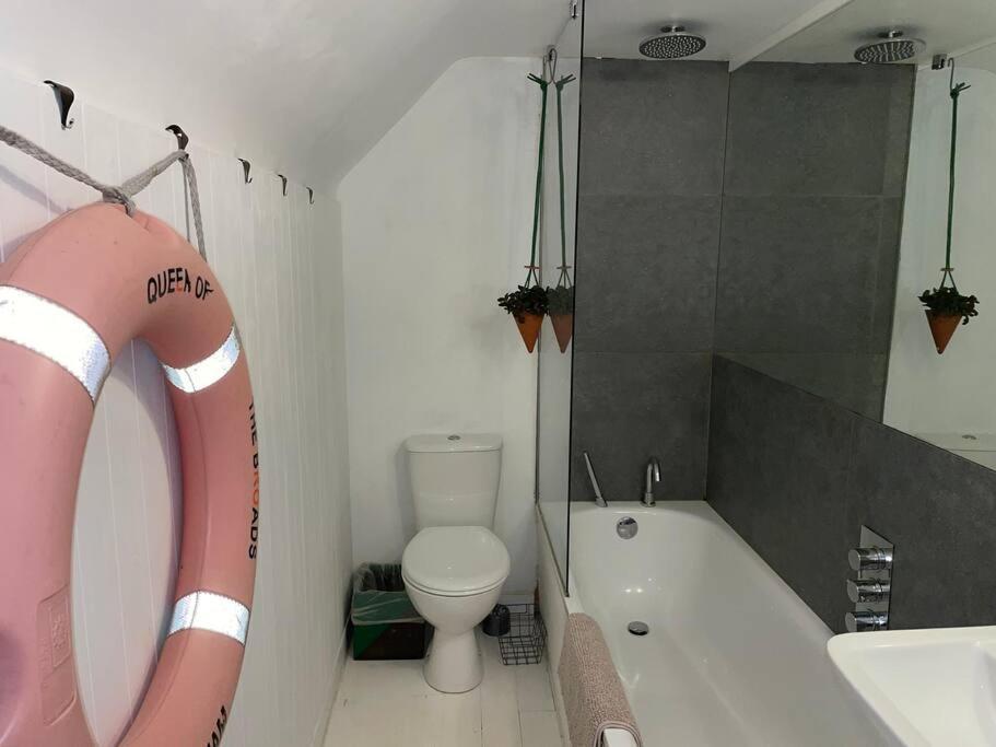 Turner - 3 Bed With A View Of The Harbour Apartment Margate